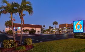 Motel 6-Cocoa Beach, Fl